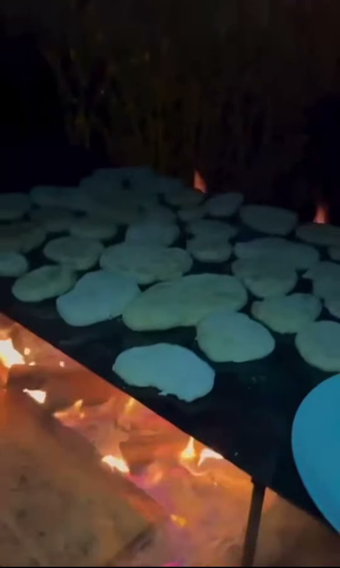 Placki pieczone nad ogniskiem w Króliczym Ogrodzie